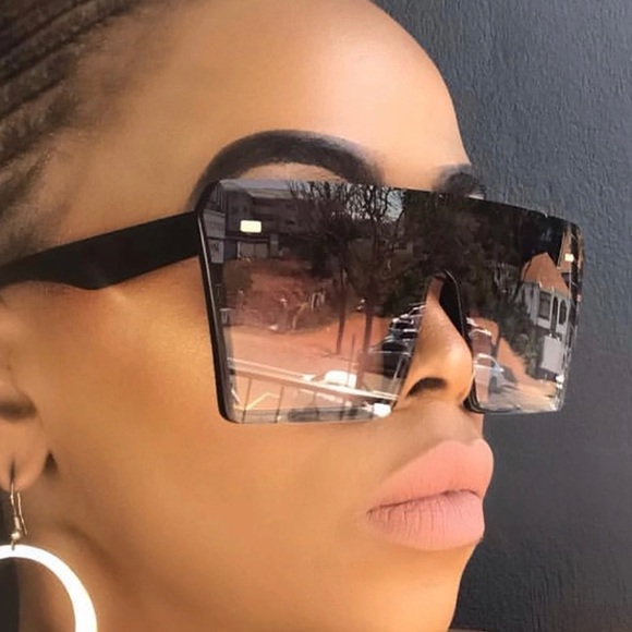 Accessories - Oversized Square Sunglasses Flat Top Black Clear